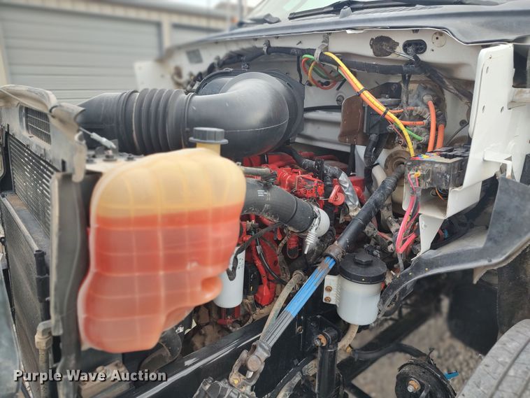 image for item LK9893 2011 Ford F650 Super Duty  flatbed truck