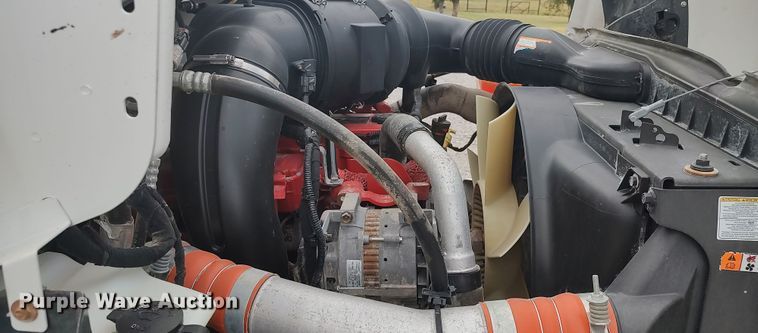 image for item LK9893 2011 Ford F650 Super Duty  flatbed truck