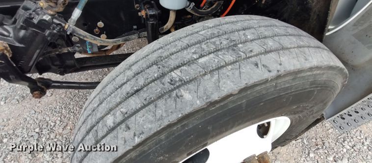 image for item LK9893 2011 Ford F650 Super Duty  flatbed truck