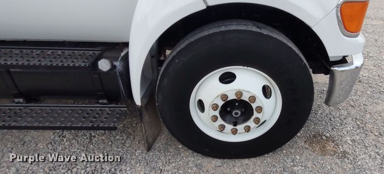 image for item LK9893 2011 Ford F650 Super Duty  flatbed truck