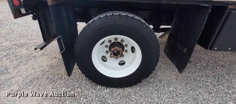 image for item LK9893 2011 Ford F650 Super Duty  flatbed truck