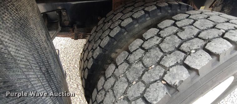 image for item LK9893 2011 Ford F650 Super Duty  flatbed truck