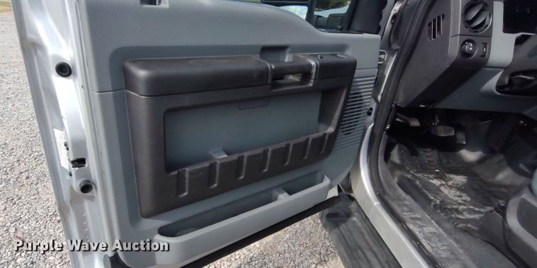 image for item LK9895 2015 Ford F250 Super Duty  SuperCab pickup truck