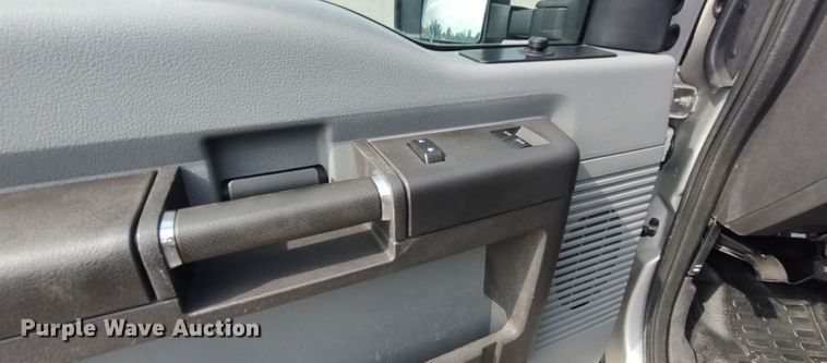 image for item LK9895 2015 Ford F250 Super Duty  SuperCab pickup truck