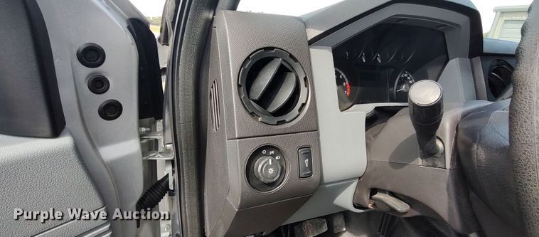 image for item LK9895 2015 Ford F250 Super Duty  SuperCab pickup truck