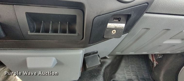 image for item LK9895 2015 Ford F250 Super Duty  SuperCab pickup truck