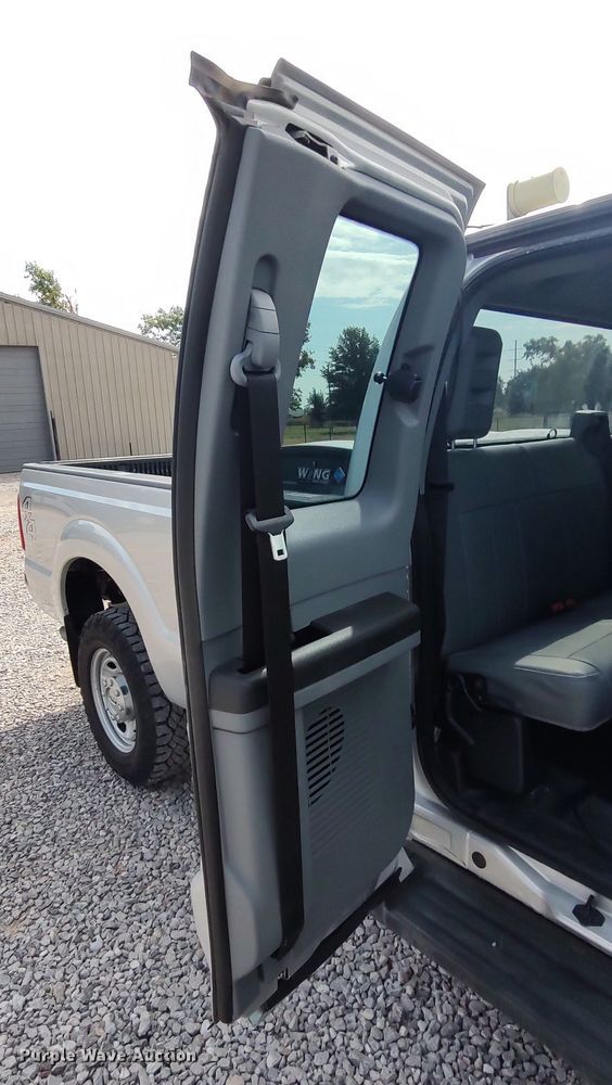 image for item LK9895 2015 Ford F250 Super Duty  SuperCab pickup truck