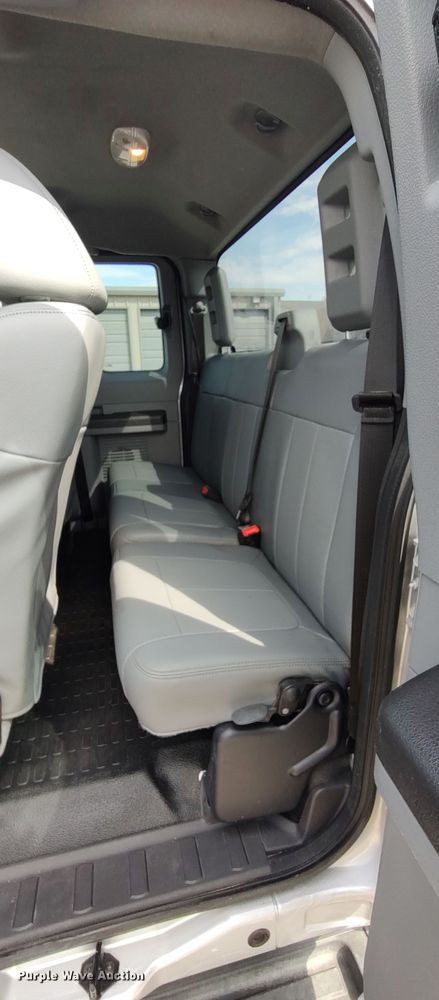 image for item LK9895 2015 Ford F250 Super Duty  SuperCab pickup truck