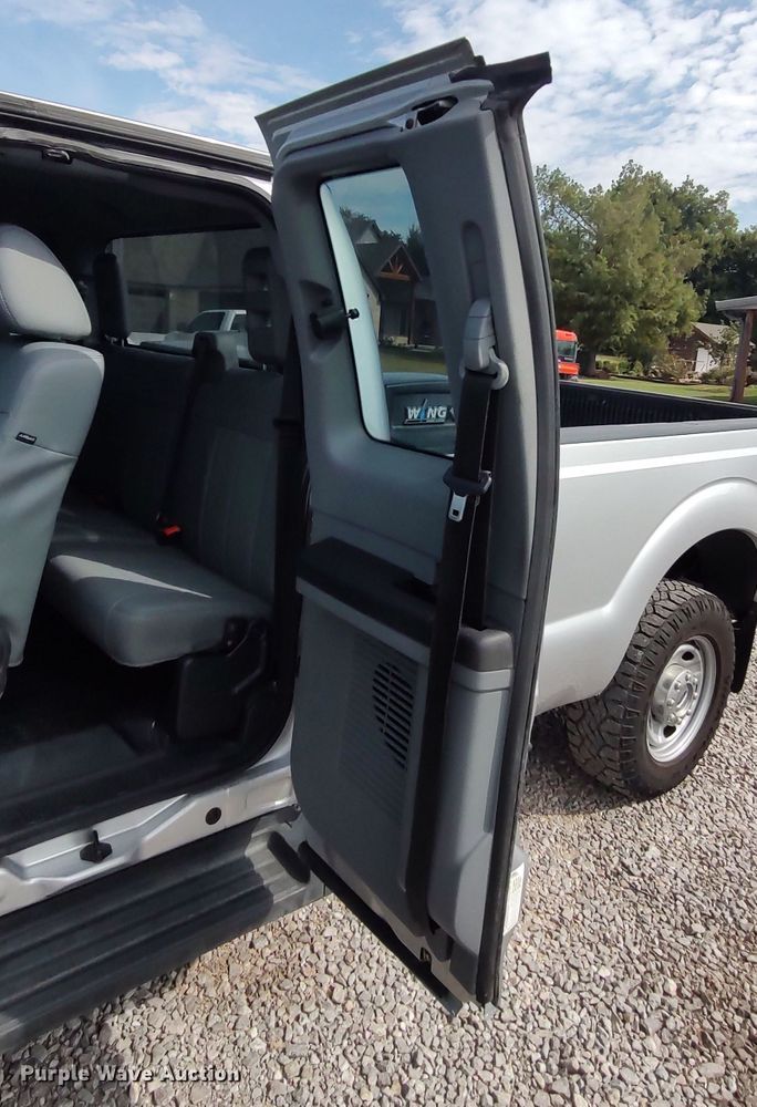 image for item LK9895 2015 Ford F250 Super Duty  SuperCab pickup truck
