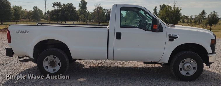 image for item LK9896 2010 Ford F250 Super Duty  pickup truck