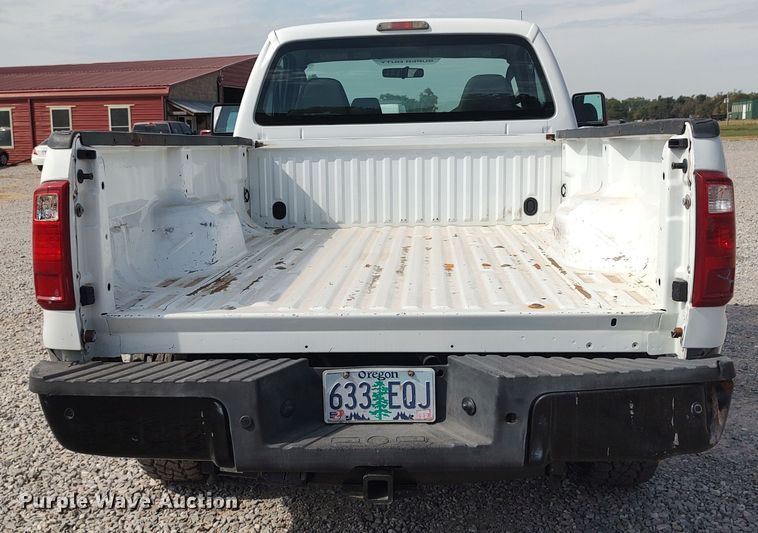 image for item LK9896 2010 Ford F250 Super Duty  pickup truck