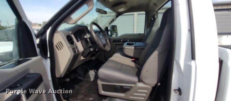 image for item LK9896 2010 Ford F250 Super Duty  pickup truck