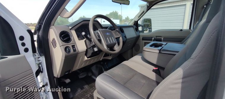 image for item LK9896 2010 Ford F250 Super Duty  pickup truck