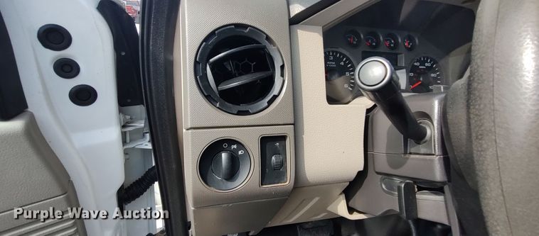 image for item LK9896 2010 Ford F250 Super Duty  pickup truck