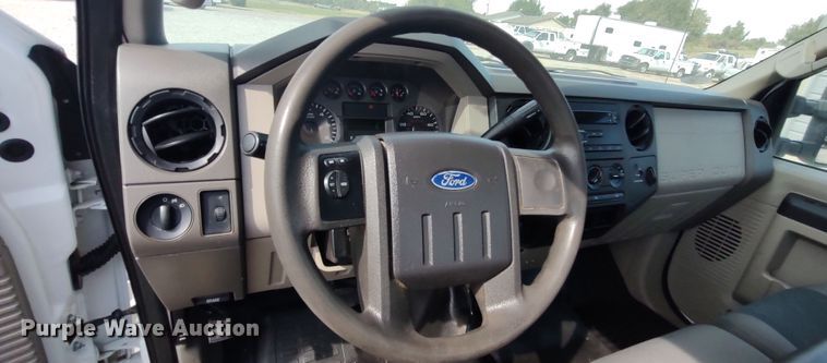 image for item LK9896 2010 Ford F250 Super Duty  pickup truck