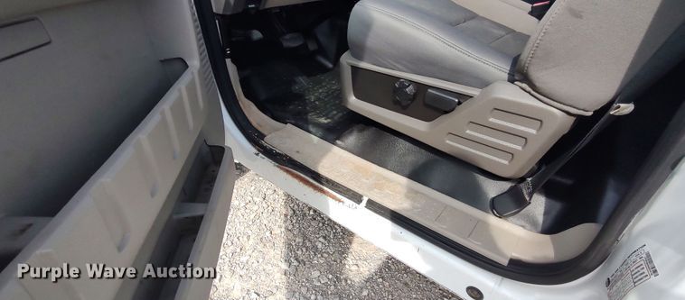 image for item LK9896 2010 Ford F250 Super Duty  pickup truck