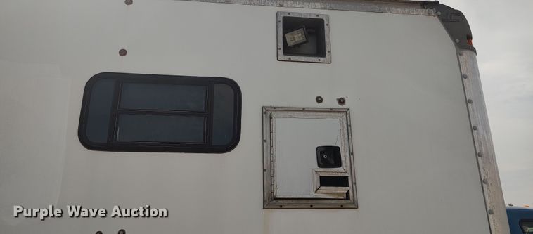 image for item LK9897 2003 Ford F350 Super Duty  fiber optic splicing truck