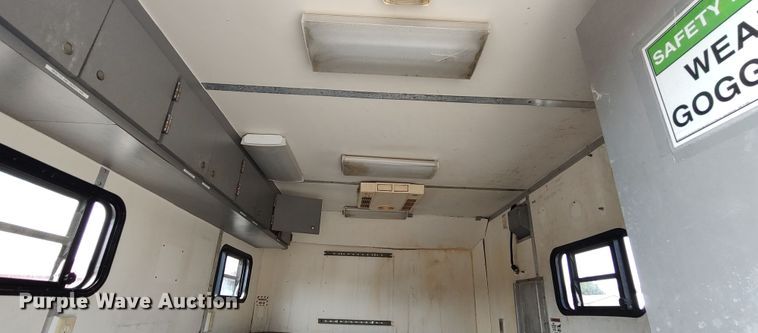 image for item LK9897 2003 Ford F350 Super Duty  fiber optic splicing truck