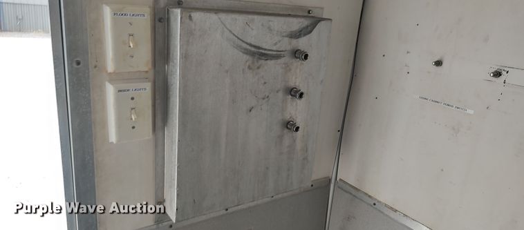 image for item LK9897 2003 Ford F350 Super Duty  fiber optic splicing truck