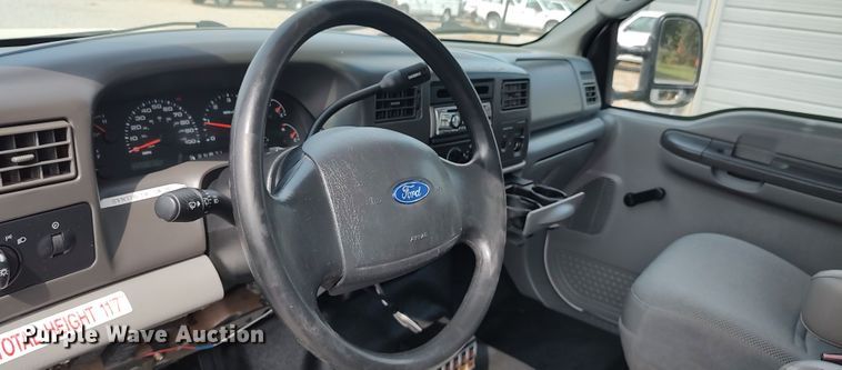 image for item LK9897 2003 Ford F350 Super Duty  fiber optic splicing truck