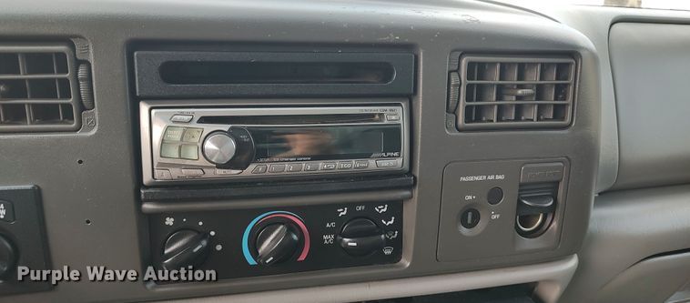 image for item LK9897 2003 Ford F350 Super Duty  fiber optic splicing truck