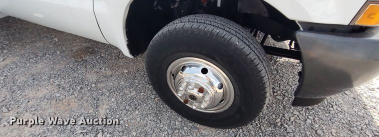 image for item LK9897 2003 Ford F350 Super Duty  fiber optic splicing truck