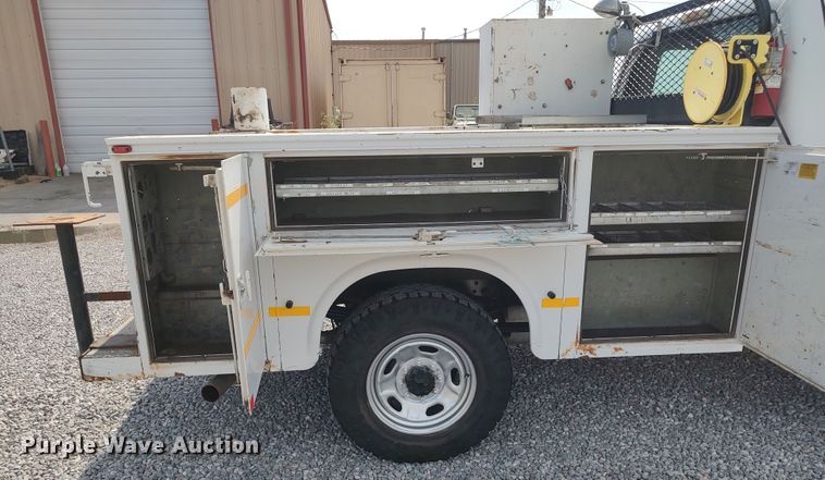 image for item LK9903 2011 Ford F250  Super Duty  utility bed pickup truck