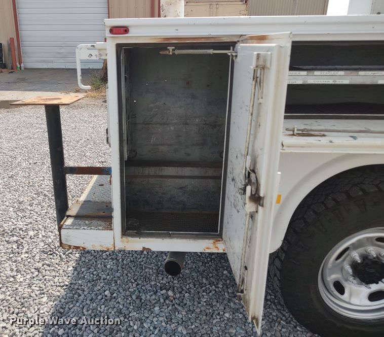 image for item LK9903 2011 Ford F250  Super Duty  utility bed pickup truck