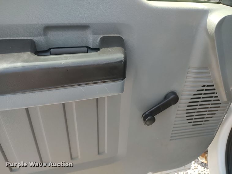 image for item LK9903 2011 Ford F250  Super Duty  utility bed pickup truck