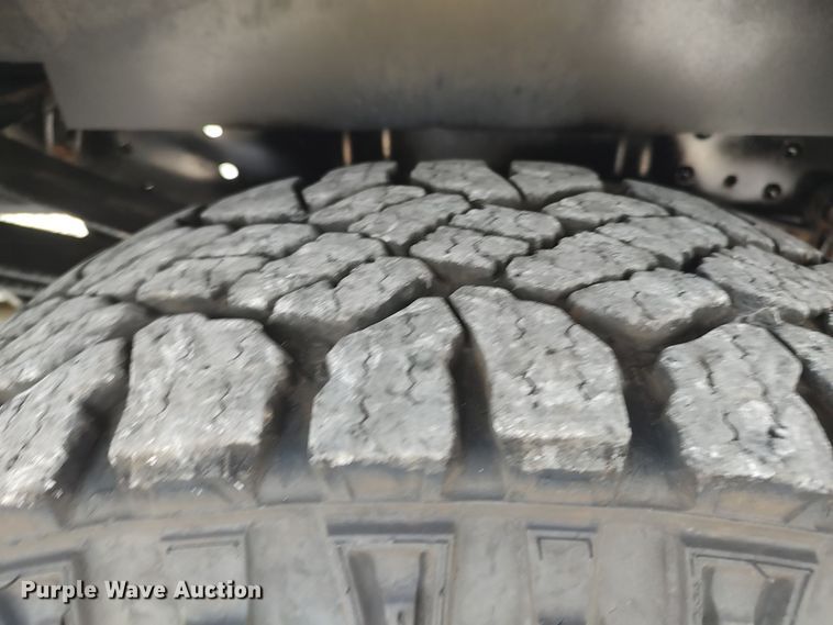 image for item LK9903 2011 Ford F250  Super Duty  utility bed pickup truck