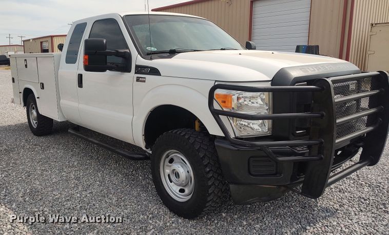 image for item LK9904 2015 Ford F250  Super Duty  SuperCab utility bed pickup truck