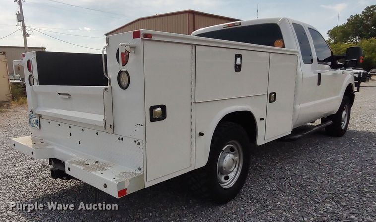 image for item LK9904 2015 Ford F250  Super Duty  SuperCab utility bed pickup truck