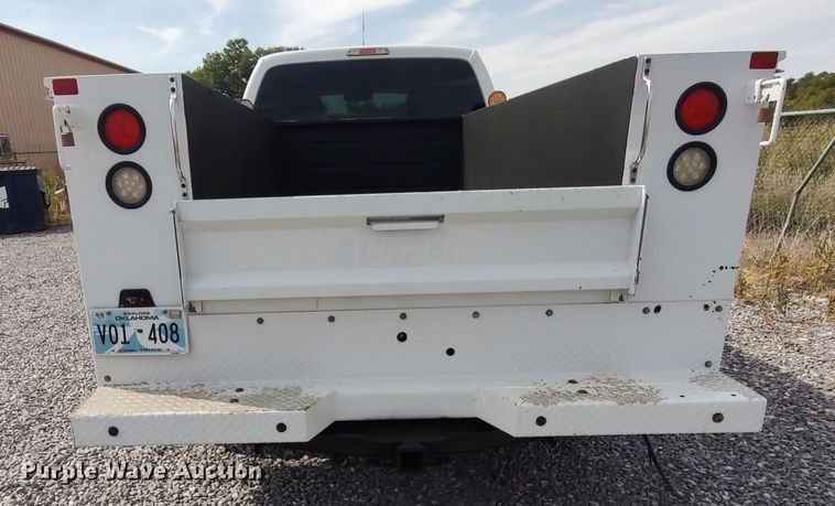 image for item LK9904 2015 Ford F250  Super Duty  SuperCab utility bed pickup truck