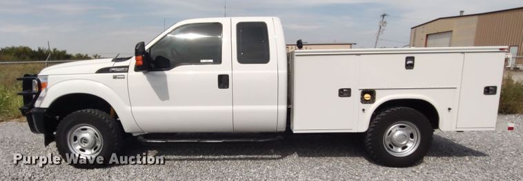 image for item LK9904 2015 Ford F250  Super Duty  SuperCab utility bed pickup truck