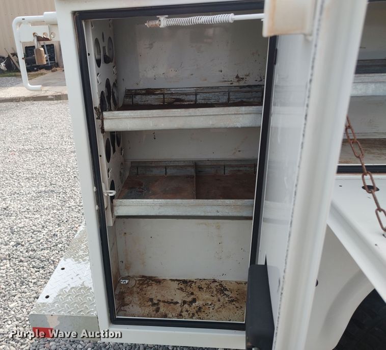 image for item LK9904 2015 Ford F250  Super Duty  SuperCab utility bed pickup truck