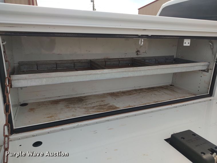 image for item LK9904 2015 Ford F250  Super Duty  SuperCab utility bed pickup truck