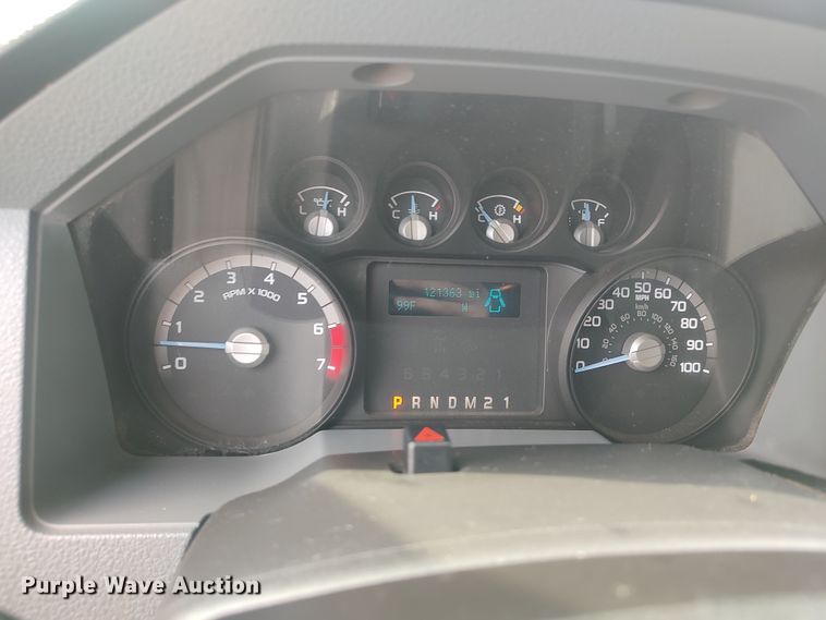 image for item LK9904 2015 Ford F250  Super Duty  SuperCab utility bed pickup truck