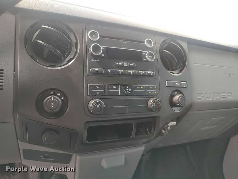 image for item LK9904 2015 Ford F250  Super Duty  SuperCab utility bed pickup truck