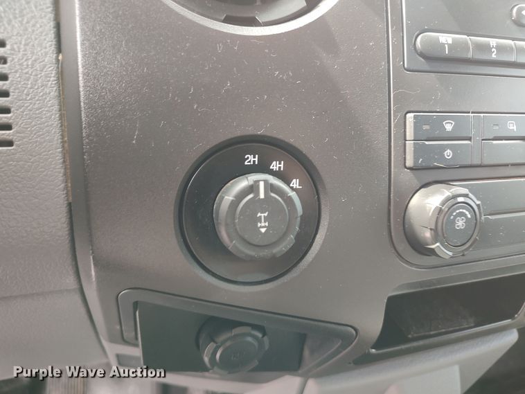 image for item LK9904 2015 Ford F250  Super Duty  SuperCab utility bed pickup truck