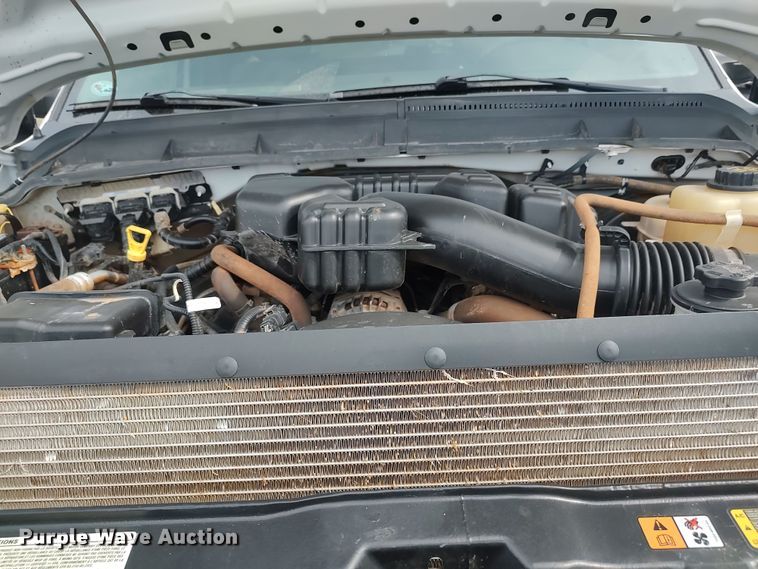 image for item LK9904 2015 Ford F250  Super Duty  SuperCab utility bed pickup truck