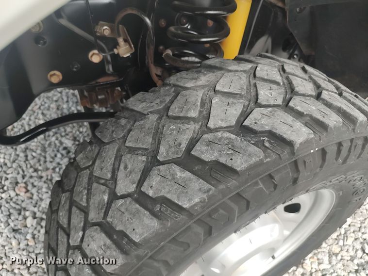 image for item LK9904 2015 Ford F250  Super Duty  SuperCab utility bed pickup truck