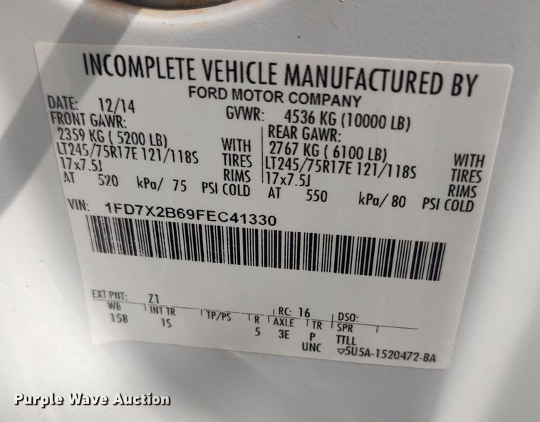 image for item LK9904 2015 Ford F250  Super Duty  SuperCab utility bed pickup truck