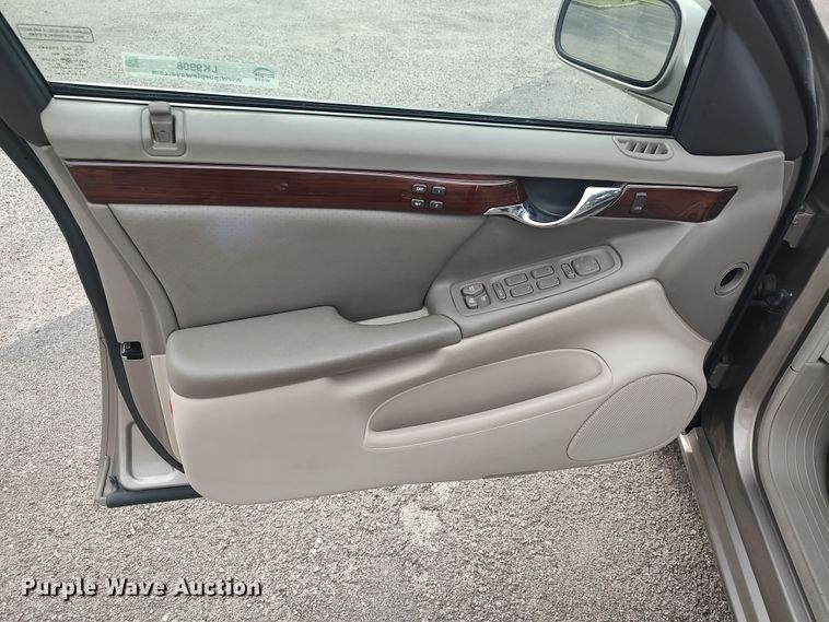 image for item LK9908 2000 Cadillac DeVille DTS