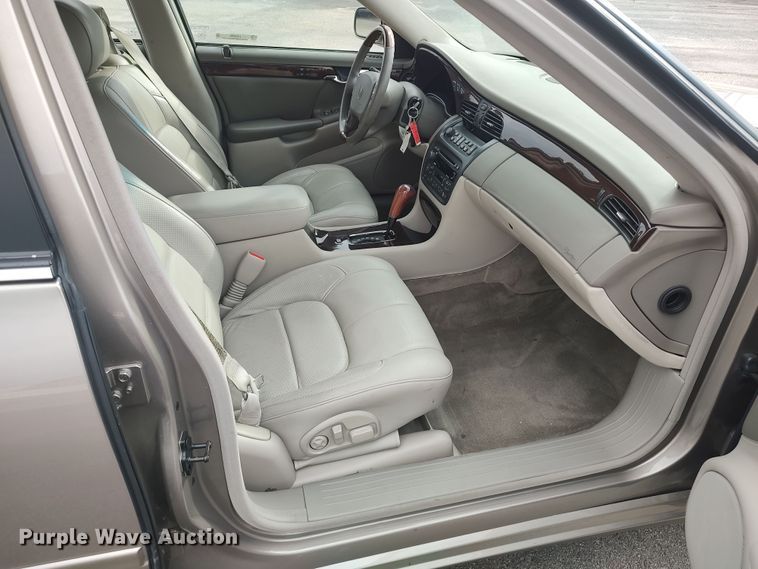 image for item LK9908 2000 Cadillac DeVille DTS