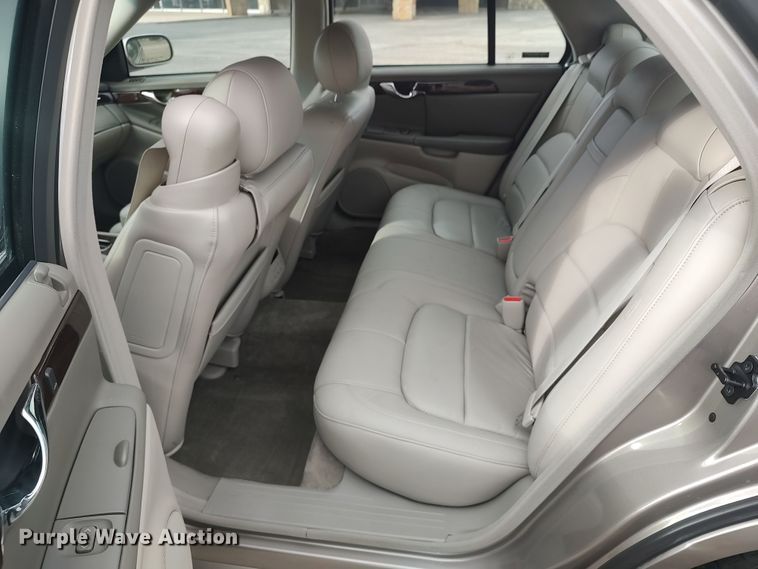 image for item LK9908 2000 Cadillac DeVille DTS