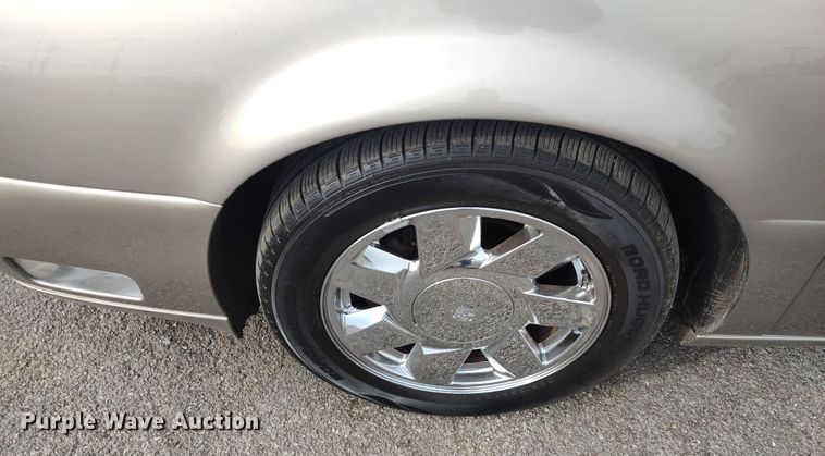 image for item LK9908 2000 Cadillac DeVille DTS