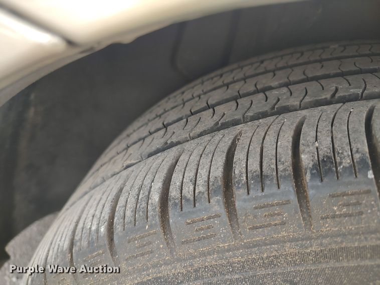 image for item LK9908 2000 Cadillac DeVille DTS