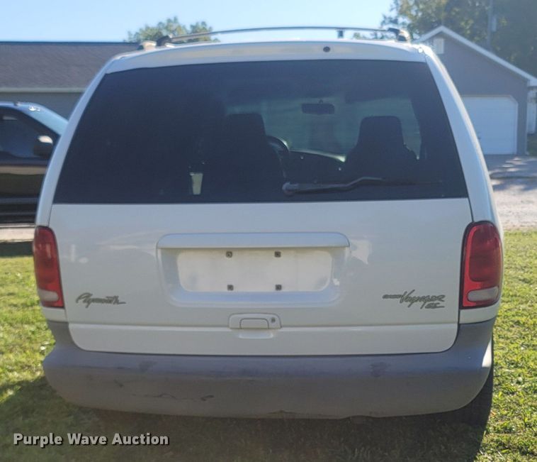 image for item LN9597 1999 Plymouth Grand Voyager  van