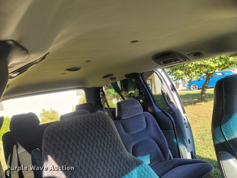 image for item LN9597 1999 Plymouth Grand Voyager  van