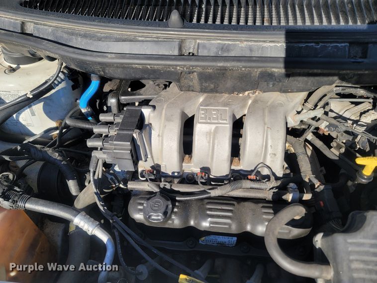 image for item LN9597 1999 Plymouth Grand Voyager  van